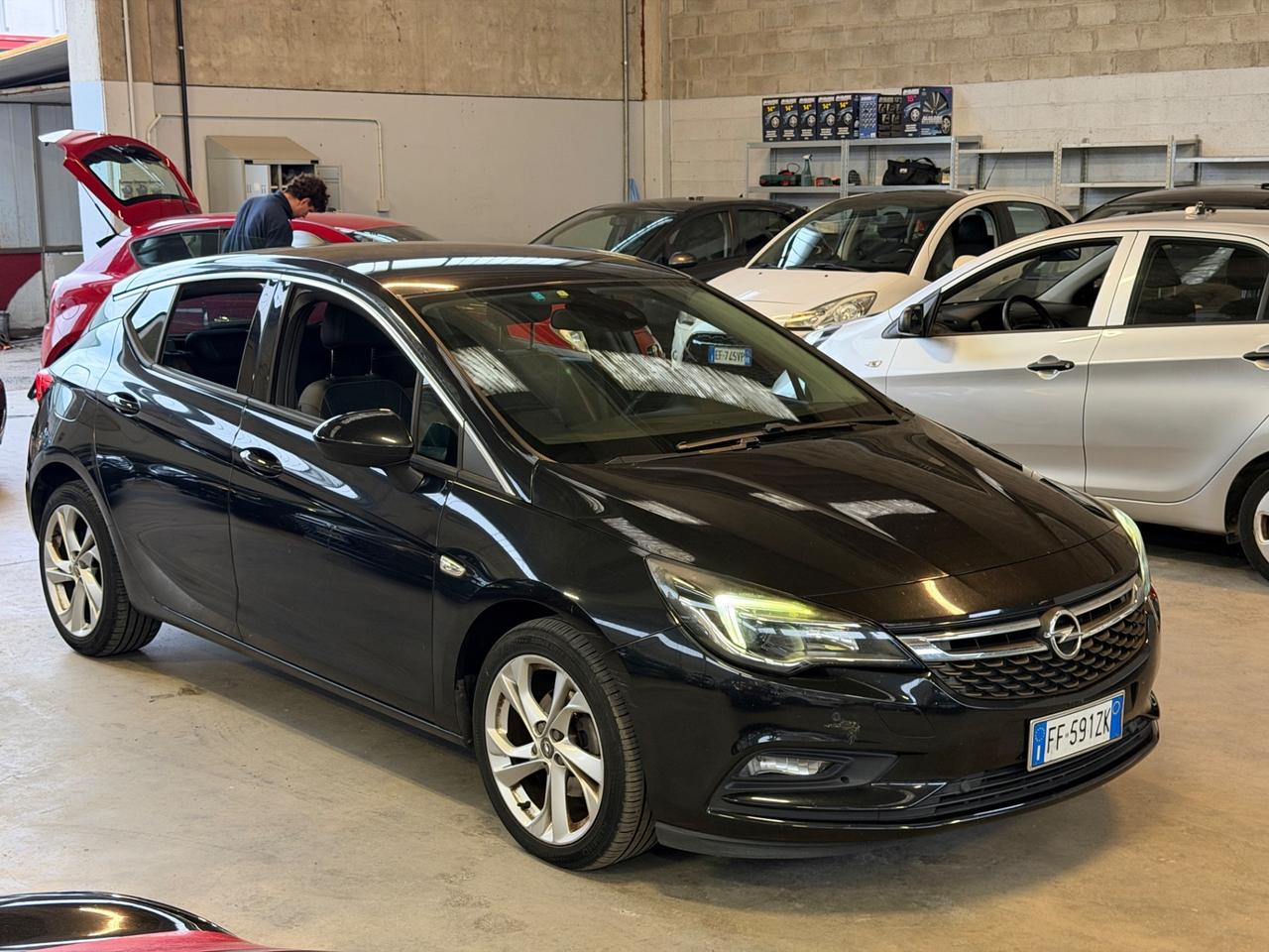 Opel Astra 1.0 Turbo ecoFLEX Start&Stop 5 porte Innovation