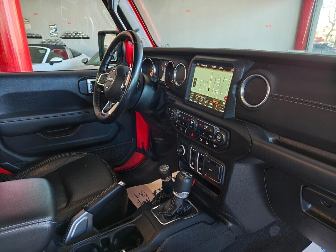 Jeep Wrangler 2.2 Mjt II Sahara 29.000 KM