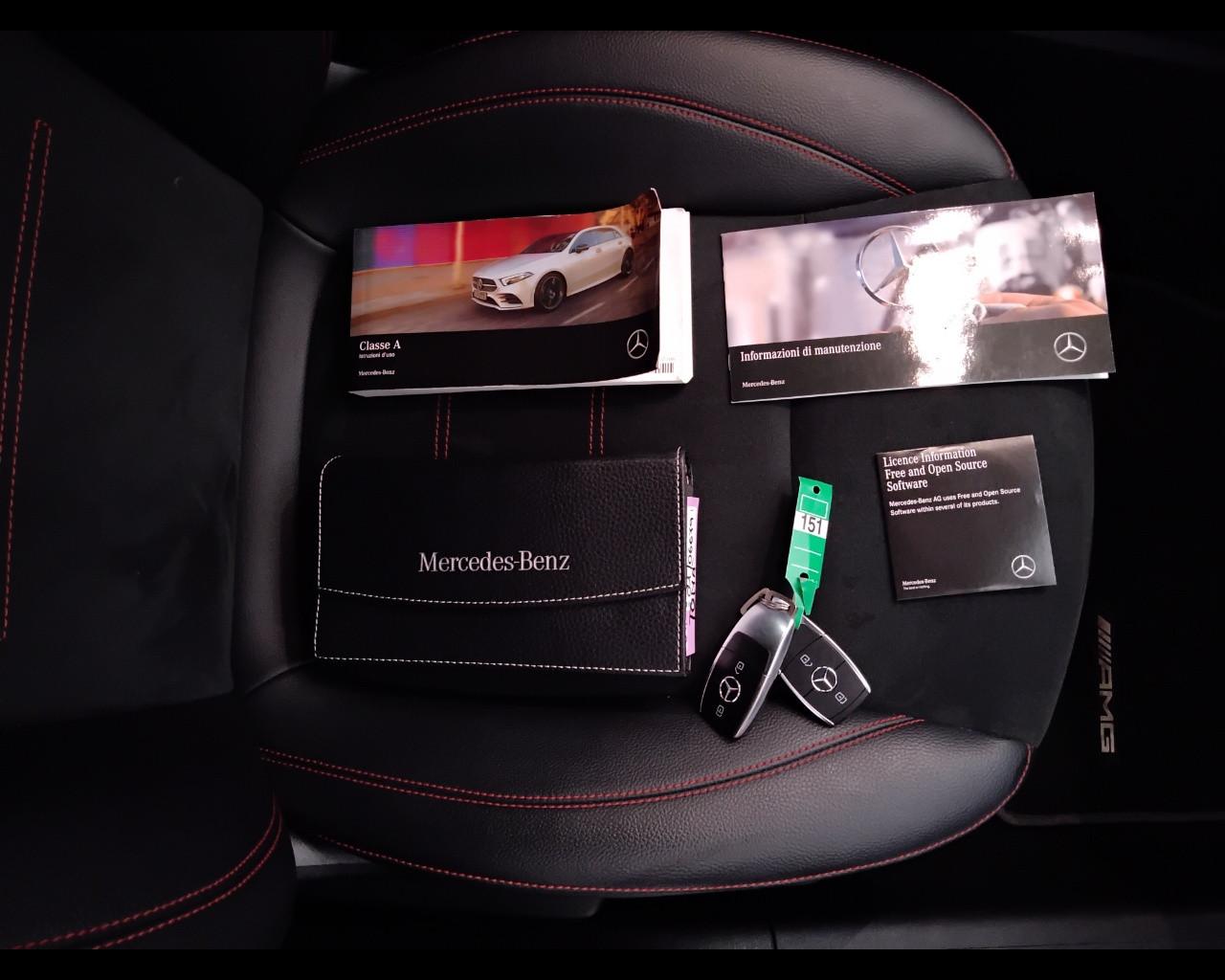 Mercedes-Benz Classe A - W177 2018 - A 250 e phev (eq-power) Premium auto