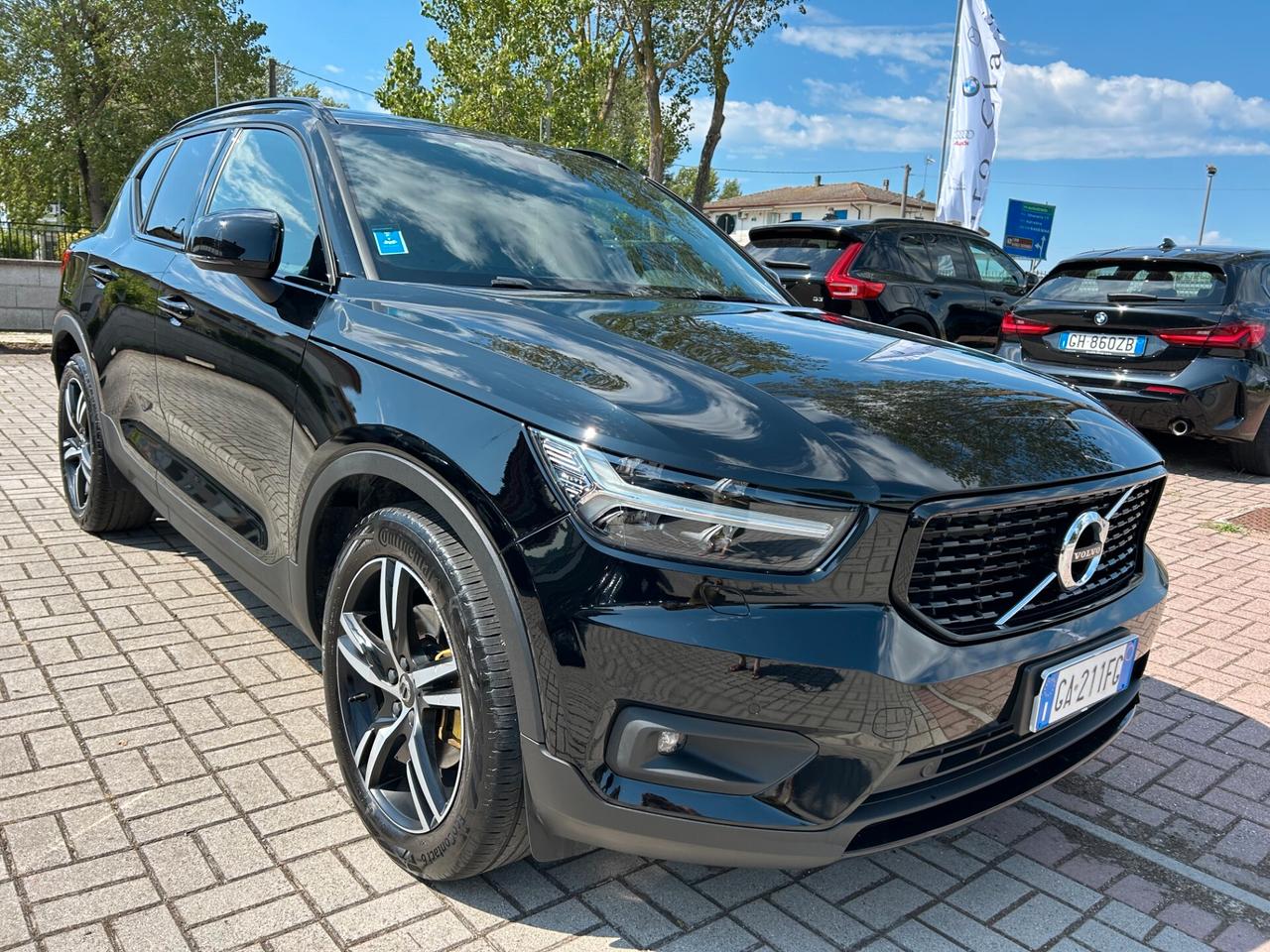 Volvo XC40 D4 AWD Geartronic R-design