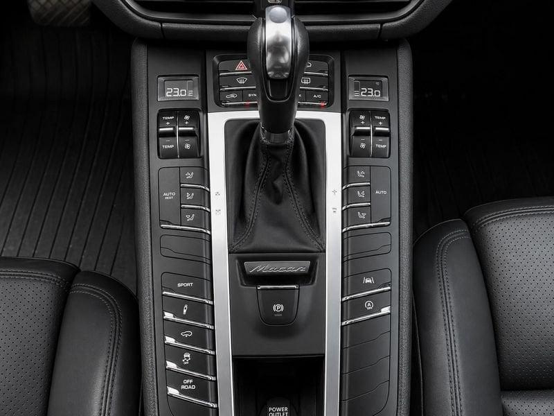 Porsche Macan 2.0 245 CV