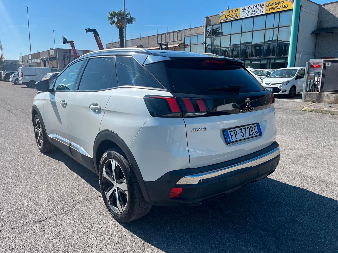 Peugeot 3008 BlueHDi 130 S&S EAT8 Allure