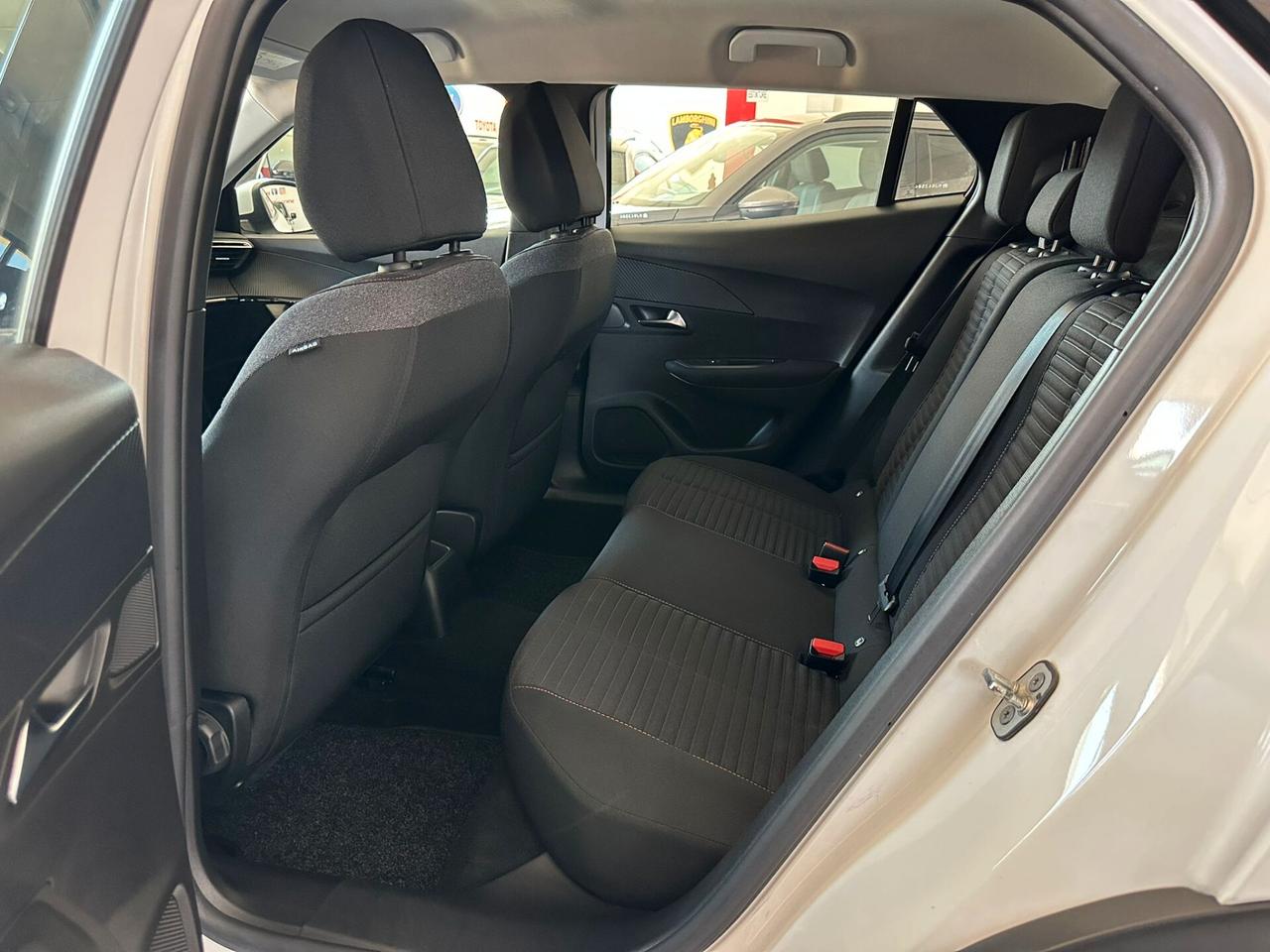 Peugeot 2008 PureTech 100 S&S Active