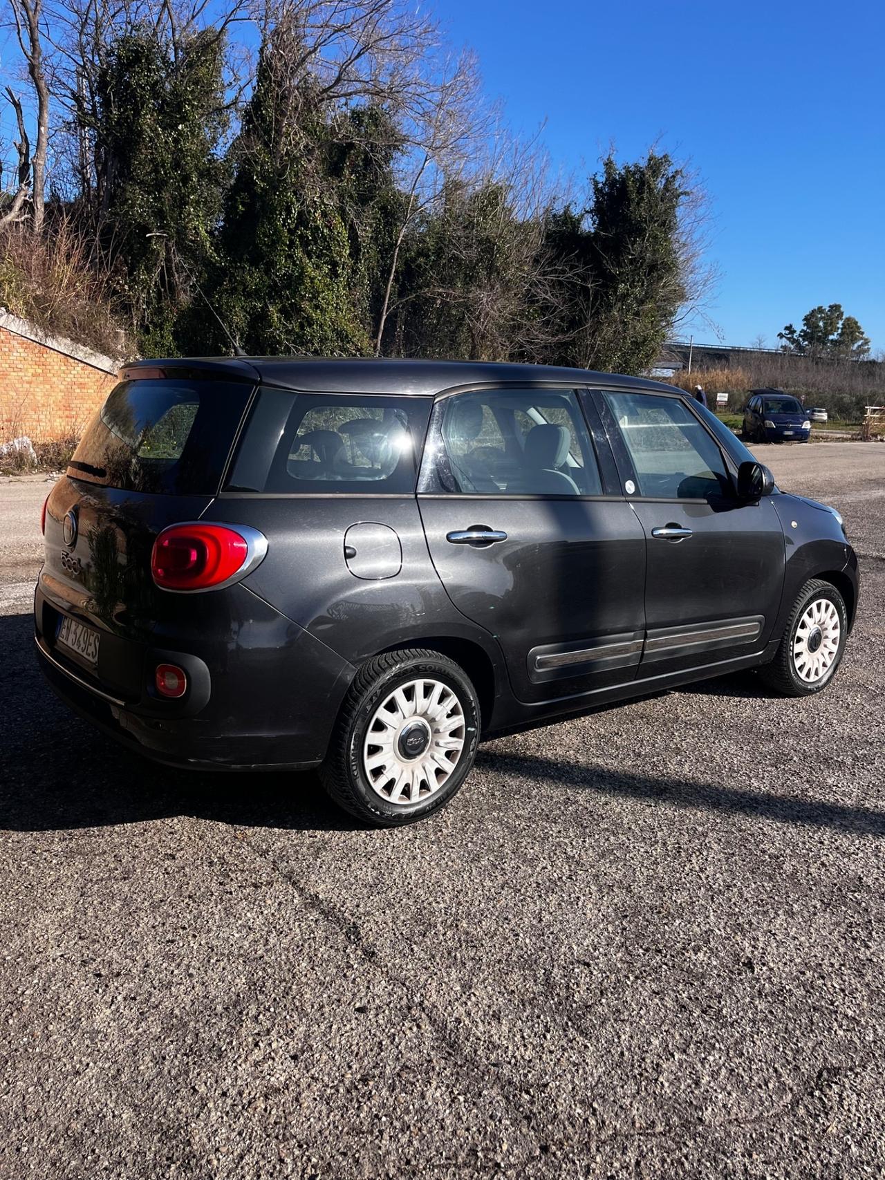 Fiat 500L LIVING 1.6 Multijet 105 CV POP STAR