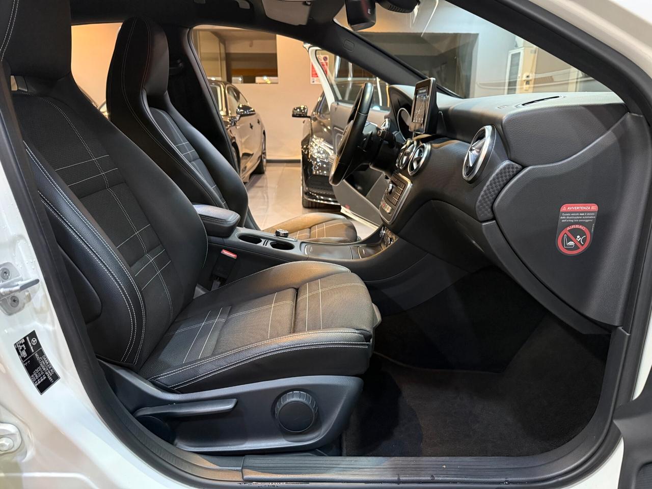 Mercedes-benz A 200 Sport auto my16 54.000 KM!!