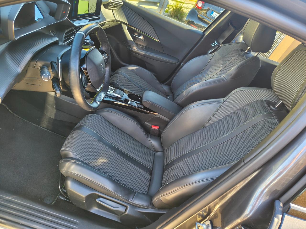 Peugeot 2008 130 CV GT