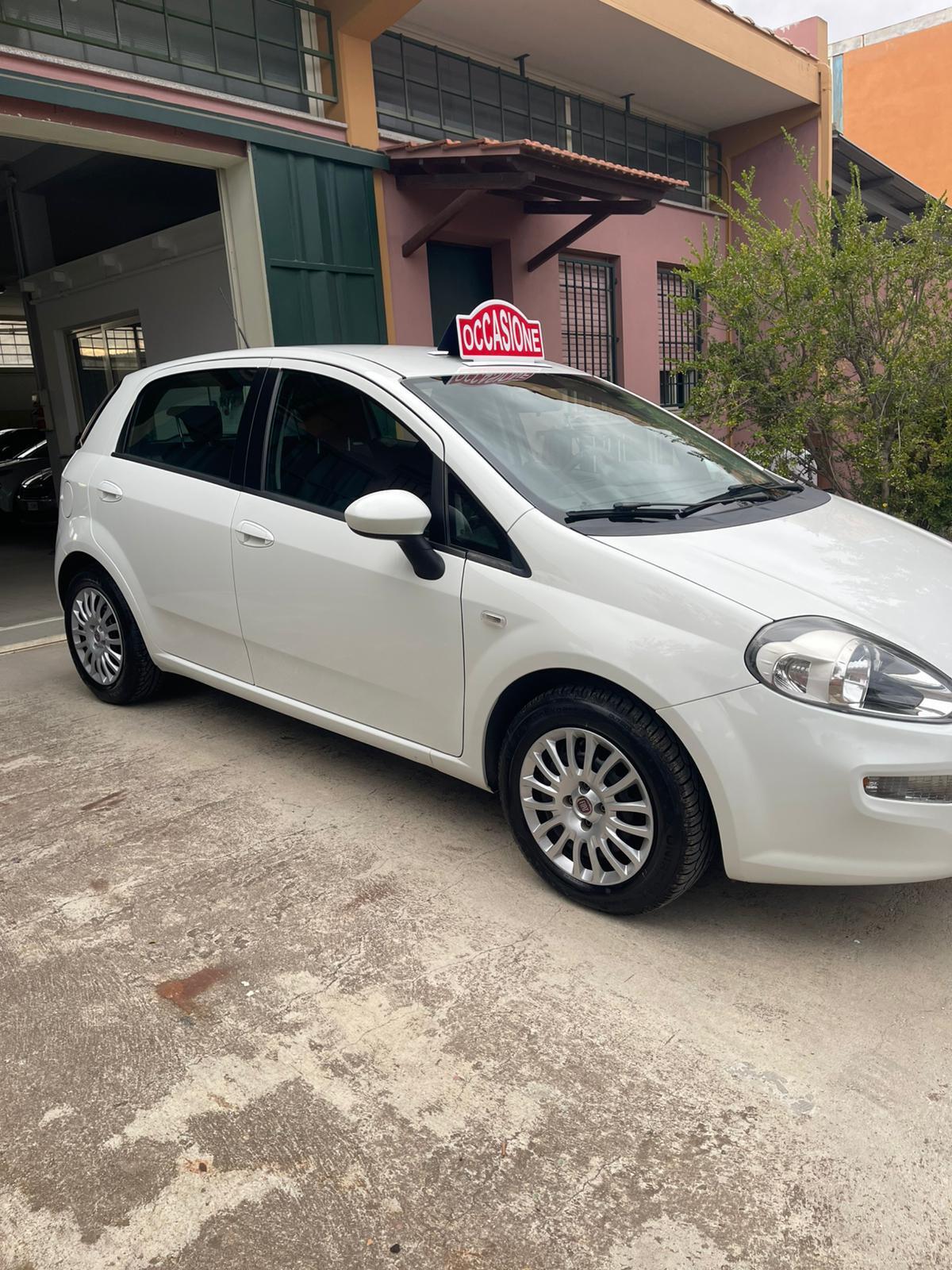 Fiat Punto 1.3 MJT II S&S 95 CV 5 porte Street