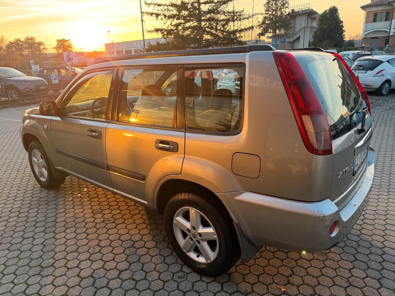 Nissan X-Trail 2.2 dCi Sport