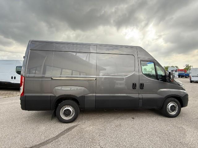 IVECO DAILY 35S18 V