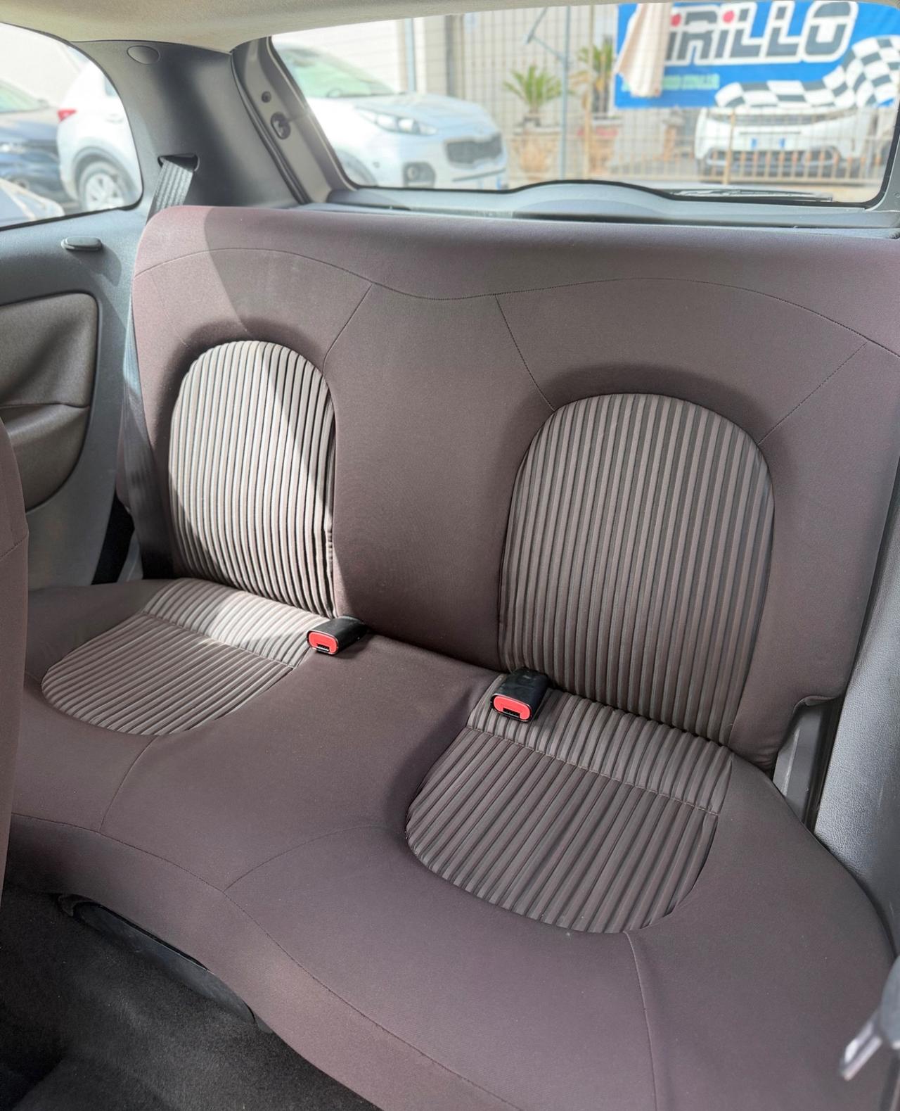 Lancia Ypsilon 1.2 Gpl 77 Cv