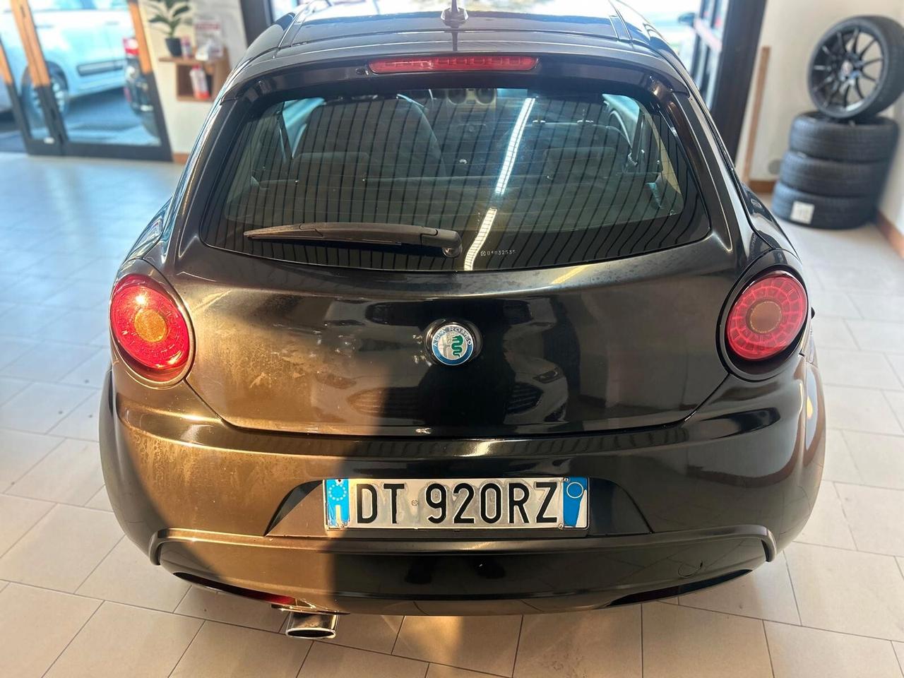 Alfa Romeo MiTo 1.4 T 155 CV Distinctive Sport Pack