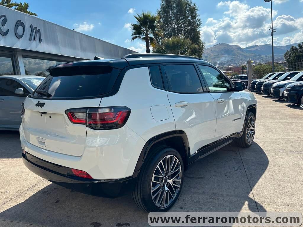 Jeep Compass Summit Km 0 a 329 euro al mese senza anticipo IVA ESPOSTA