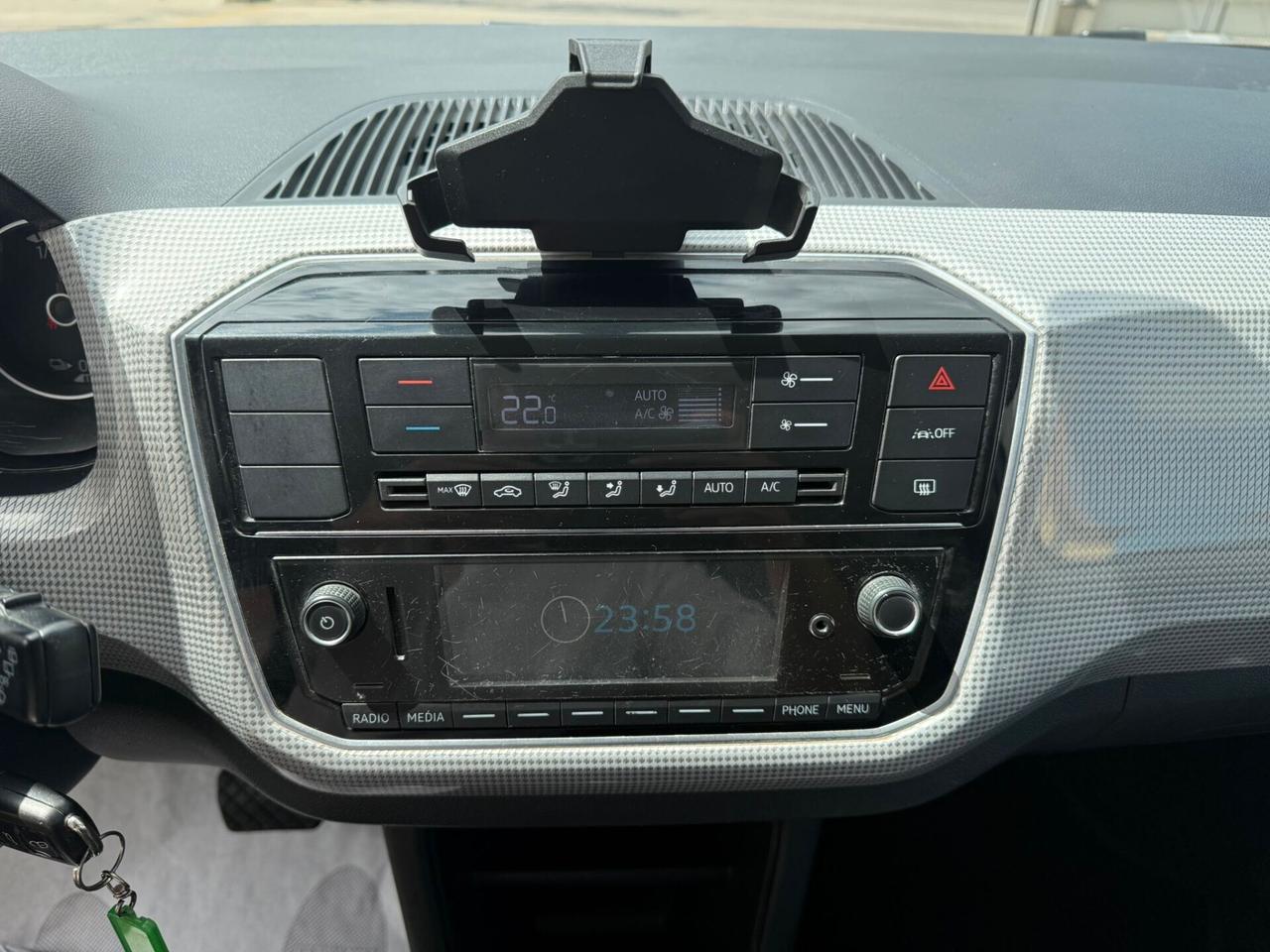 Volkswagen up! e-up! 82 CV