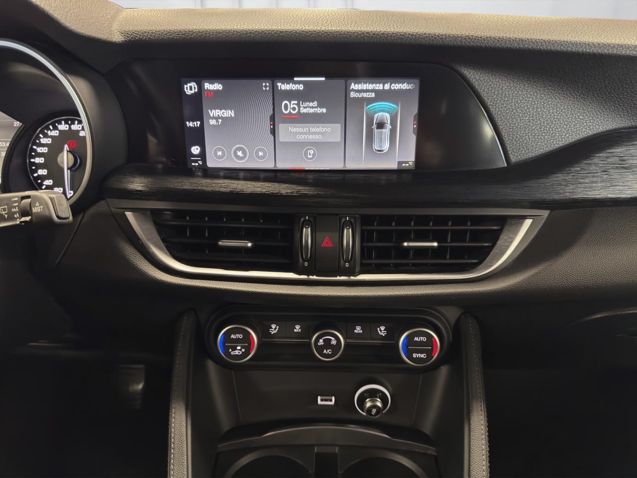 Alfa Romeo Stelvio 2.2 t Business rwd 160cv auto