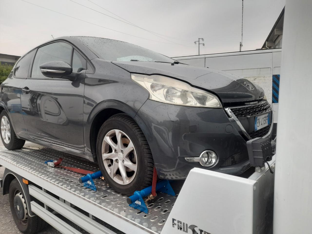 Peugeot 208 1.2 VTi 82 CV 3 porte Allure