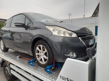 Peugeot 208 1.2 VTi 82 CV 3 porte Allure
