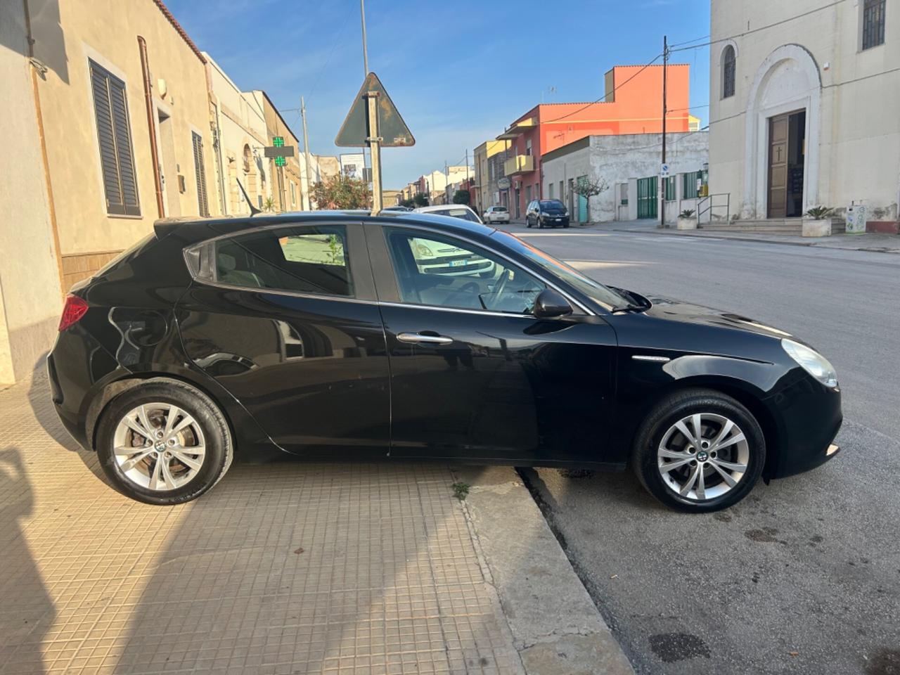 Alfa Romeo Giulietta 1.6 JTDm-2 105 CV Progression