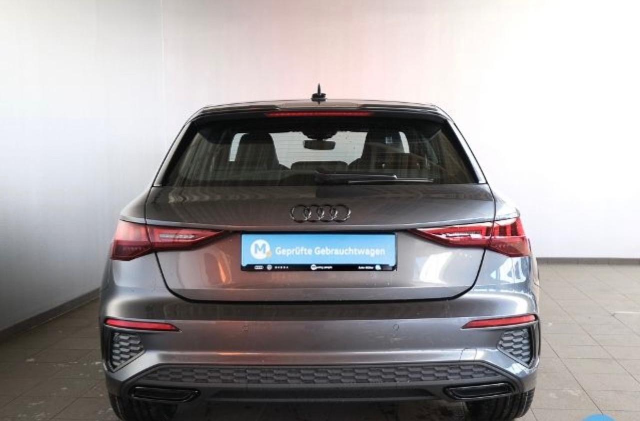 Audi A3 SPB 30 TFSI S line edition