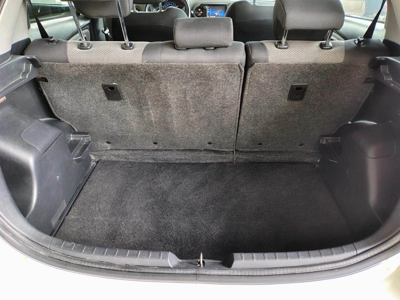 Toyota Yaris 1.5 Hybrid 5 porte Lounge