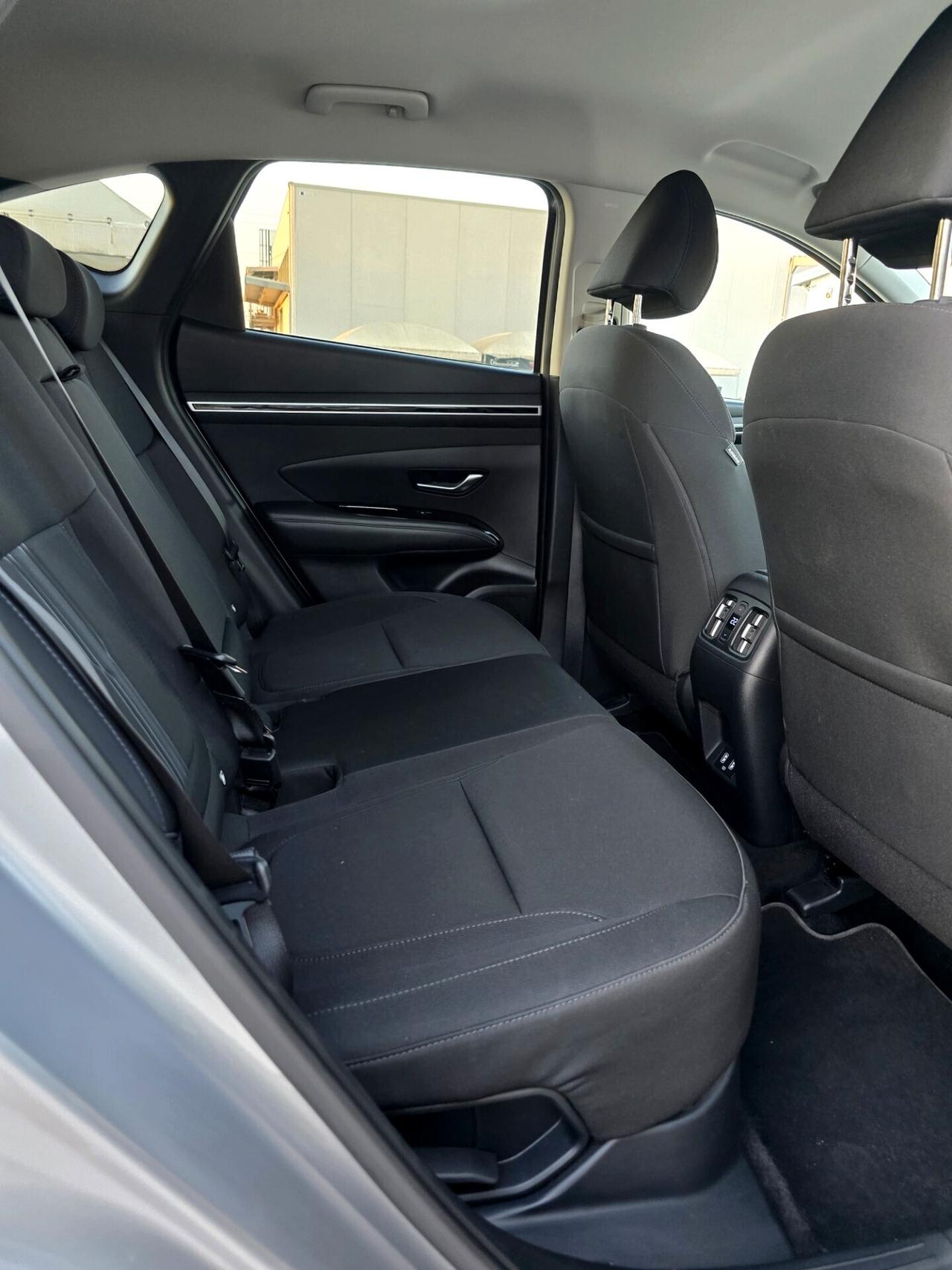 Hyundai Tucson 1.6 hev Xline 2wd auto