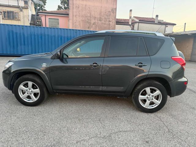 TOYOTA RAV 4 MY23 RAV4 2.2 D-4D 177 CV Luxury