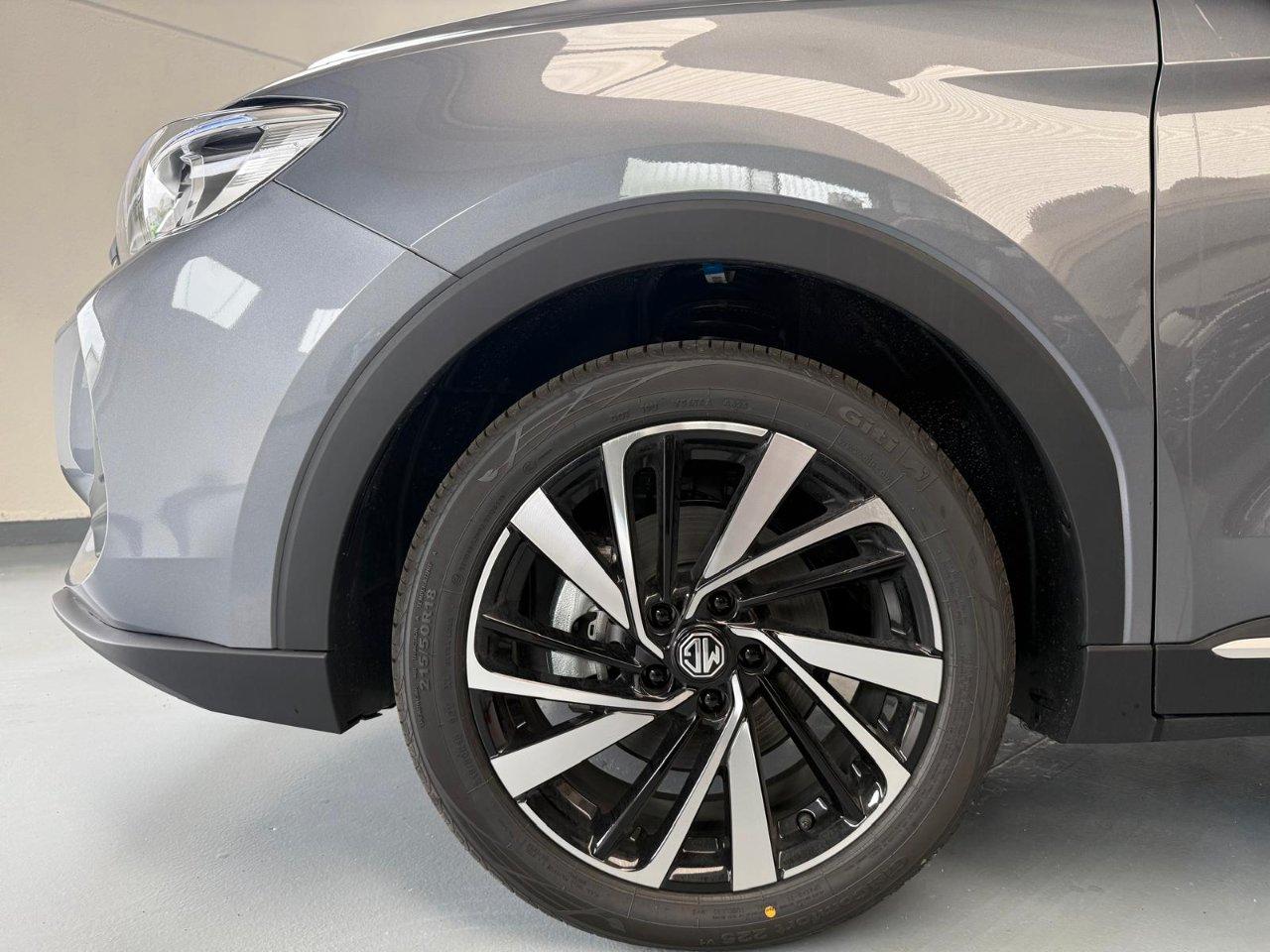 Mg ZS 1.5 hybrid+ Luxury auto (KM 0)
