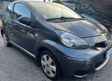 Toyota Aygo 1.0 12V VVT-i 3 porte Sol