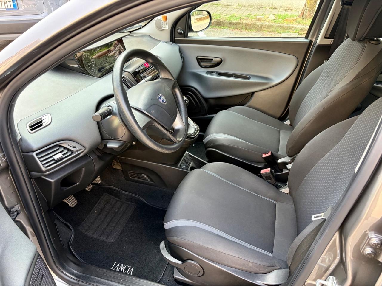 Lancia Ypsilon 1.2 69 CV 5 porte GPL Ecochic Gold