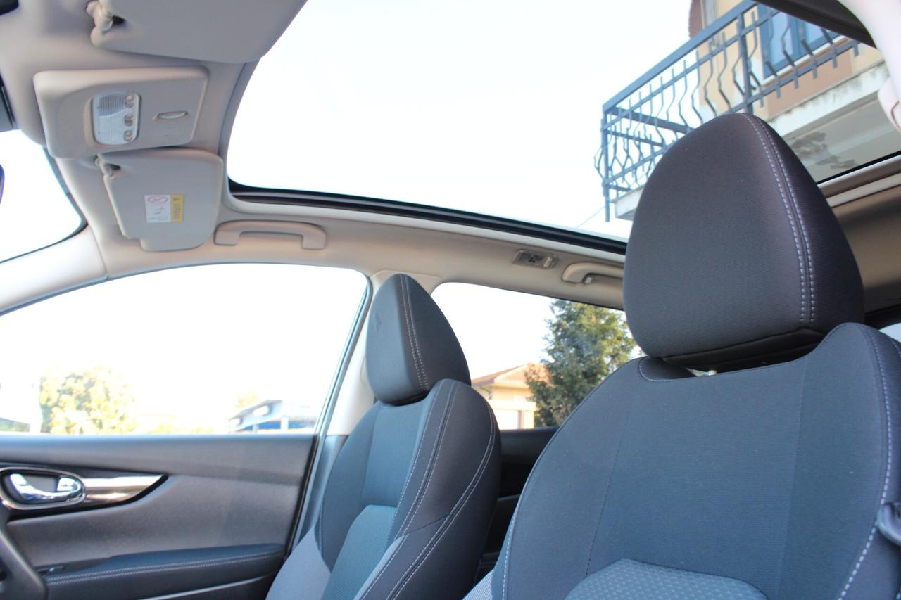 Nissan Qashqai 1.5 dci N-Connecta 115cv TETTO INTELLIGENT PARKING