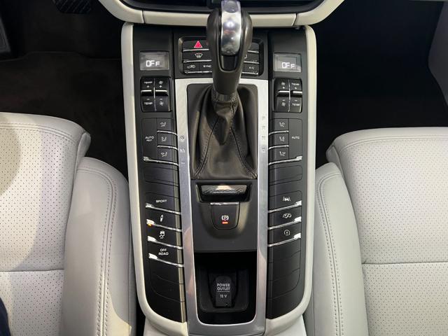 PORSCHE Macan 3.0 S PASM-PELLE-21"-SCARICO SPORTIVO