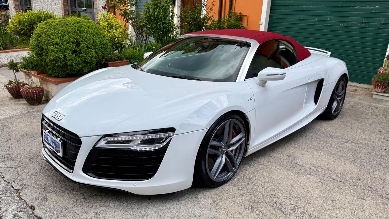 Audi R8 Spyder 5.2 V10 FSI quattro R tronic