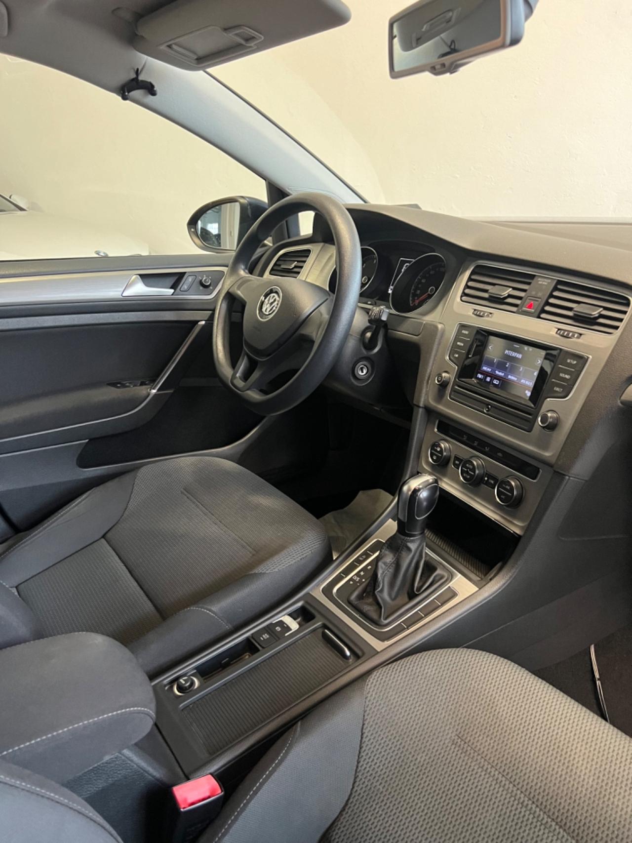 Volkswagen Golf Variant 1.6 TDI 105 CV DSG Highline BlueMotion Tech.