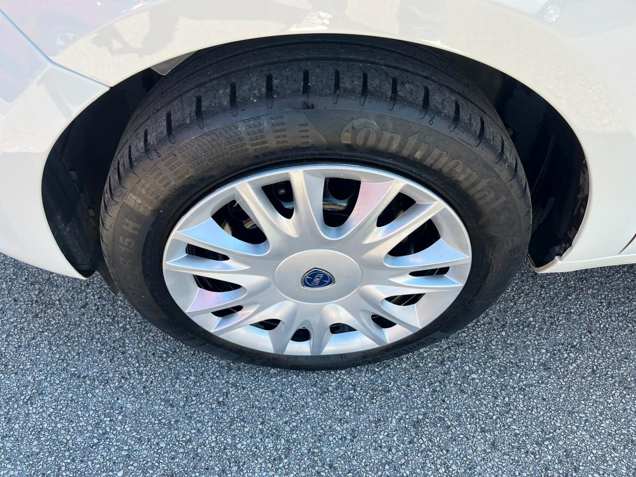 Lancia Ypsilon 1.3 MJT 16V 95 CV 5 porte S&S Gold