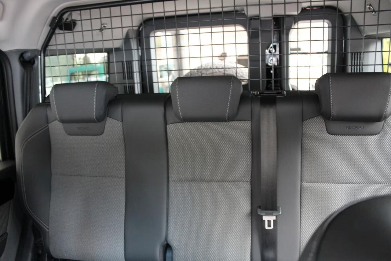Ineos Grenadier 3.0 Diesel BMW SW Fieldmaster