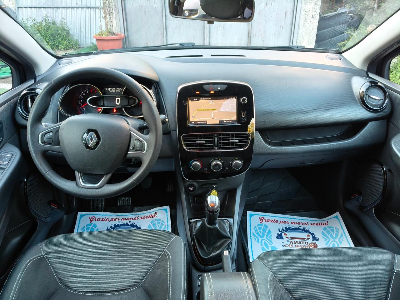 Renault Clio 1.2 FULL OPTIONAL 2017 KM 110