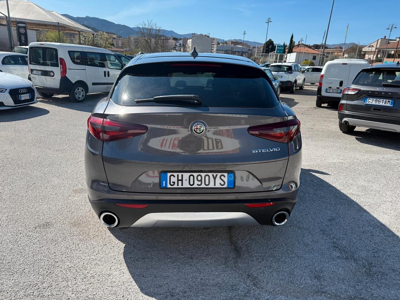Alfa Romeo Stelvio 2.2 Turbodiesel 160 CV AT8 RWD Business