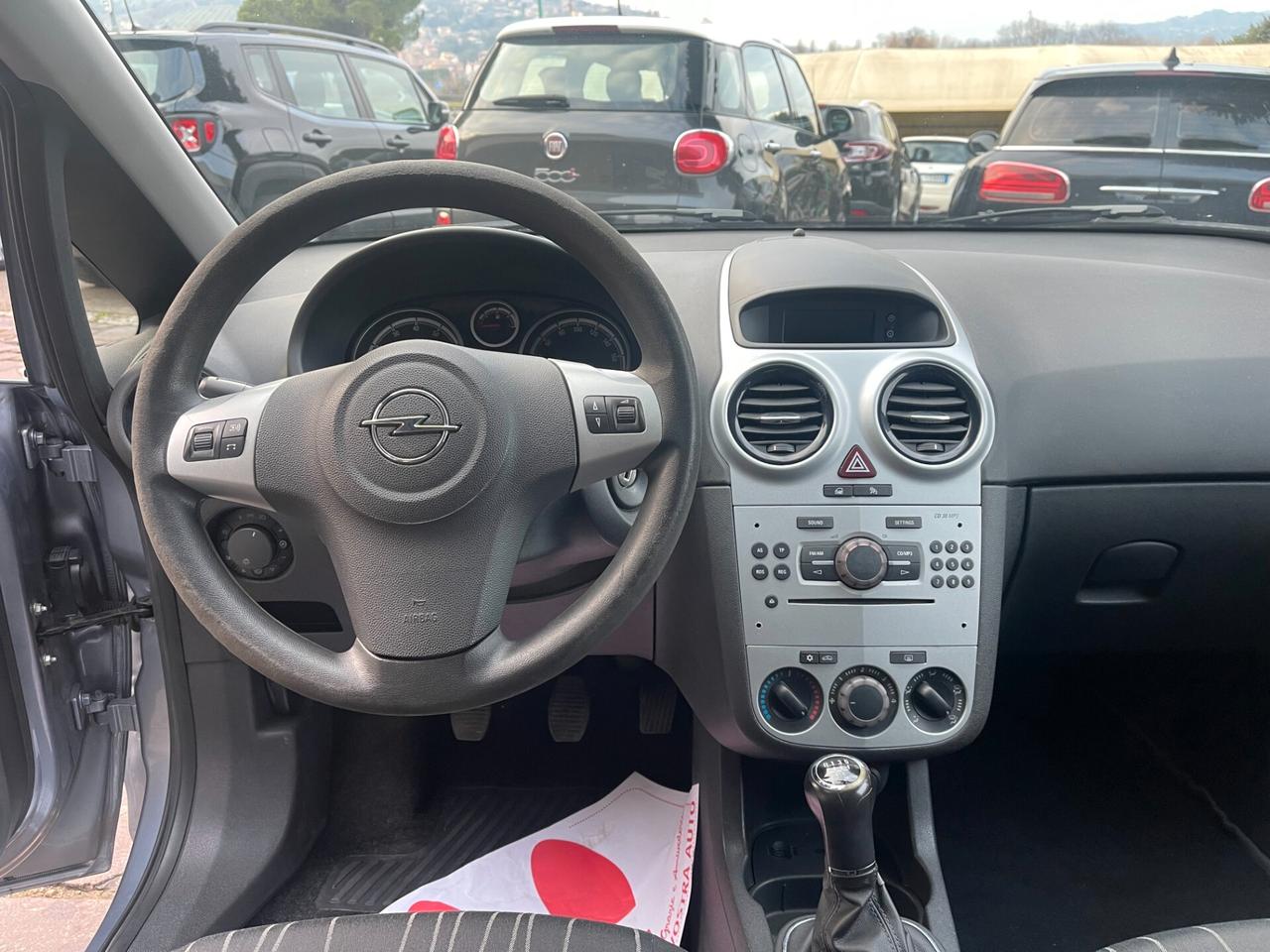 Opel Corsa 1.2 5 porte Club NEO PATENTATI