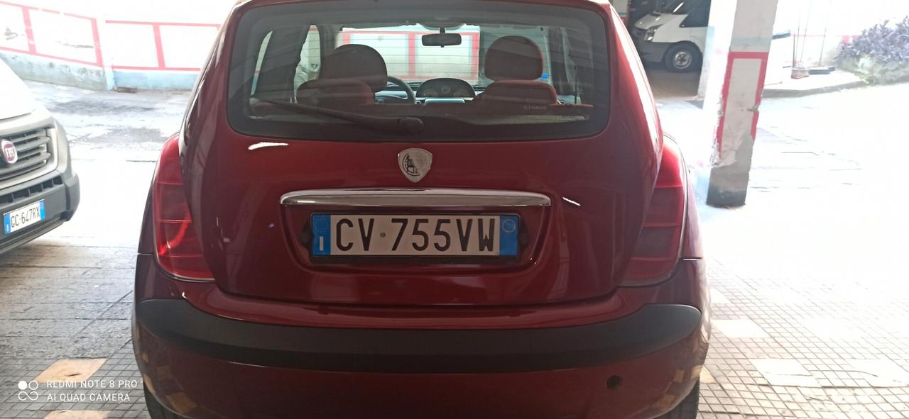 Lancia Ypsilon 1.3 Multijet 16V Argento