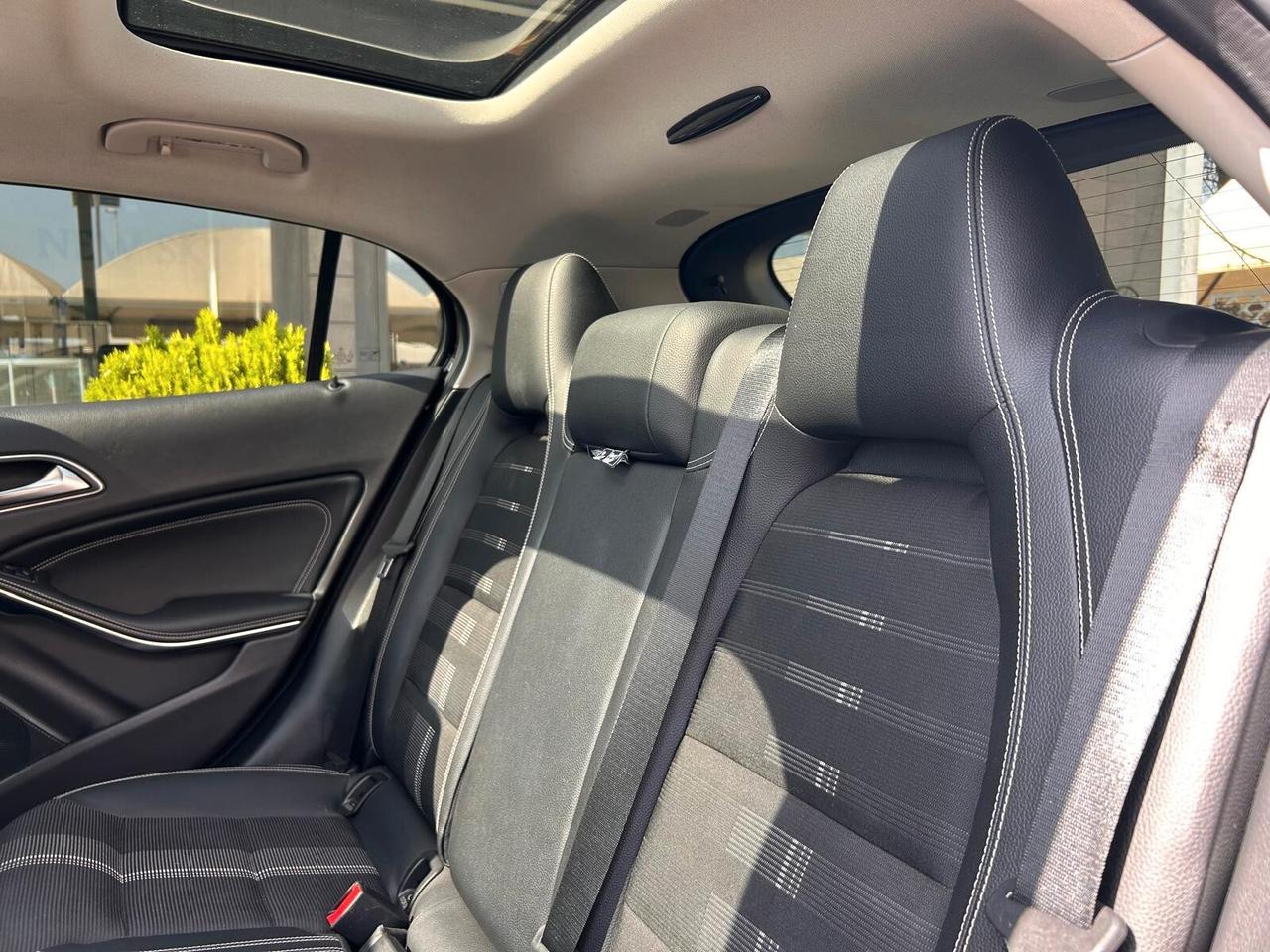 Mercedes-benz GLA 200 d Automatic Premium
