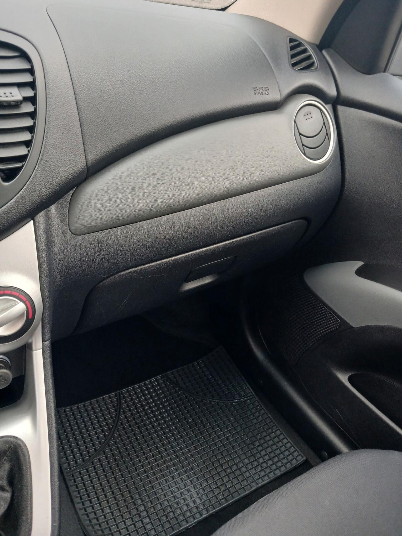 Hyundai i10 1.1 12V