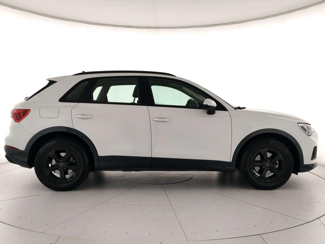 Audi Q3 35 1.5 tfsi business advanced s-tronic