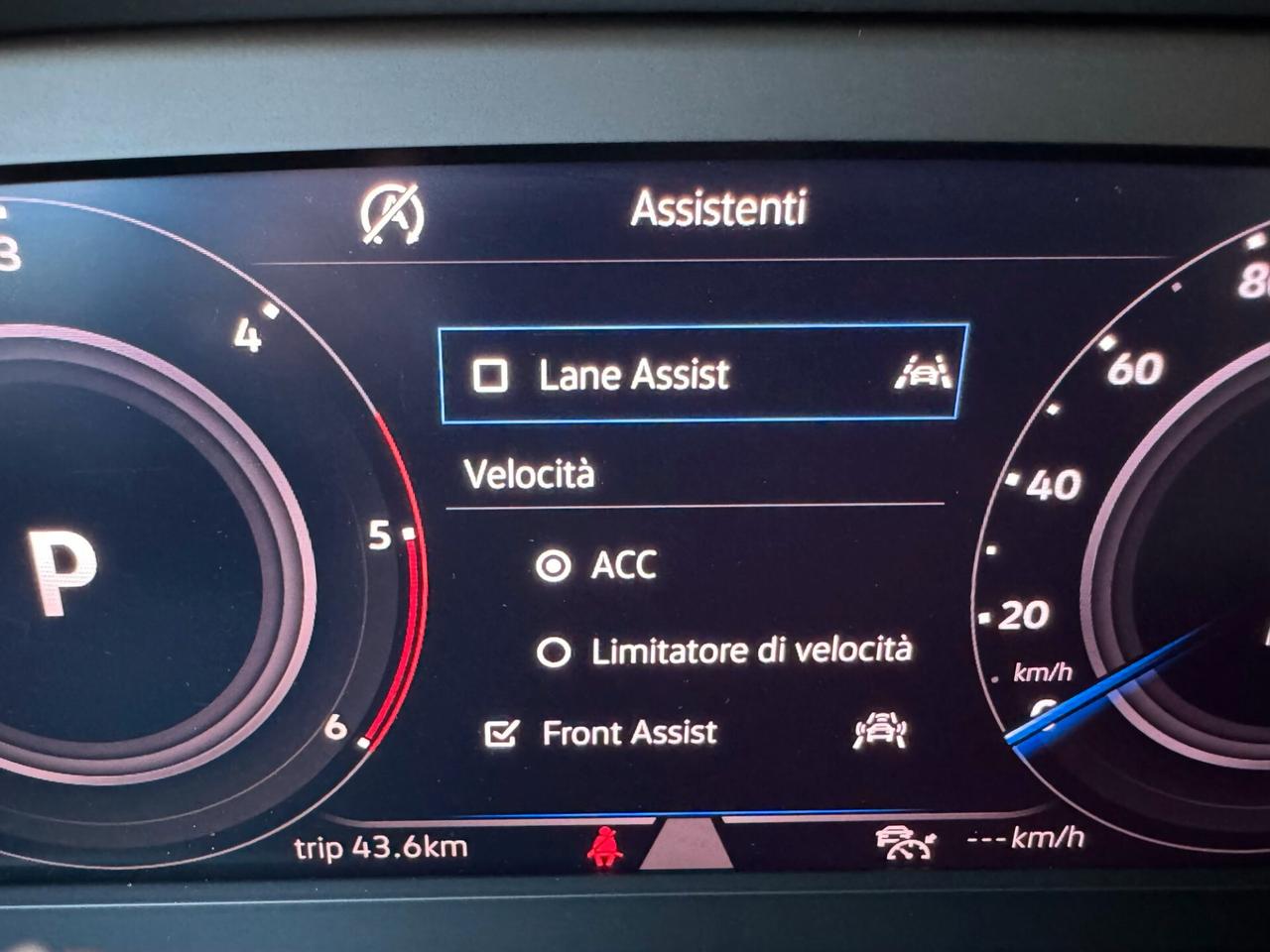 Volkswagen Tiguan 2.0 tdi R-Line 4motion 150cv dsg