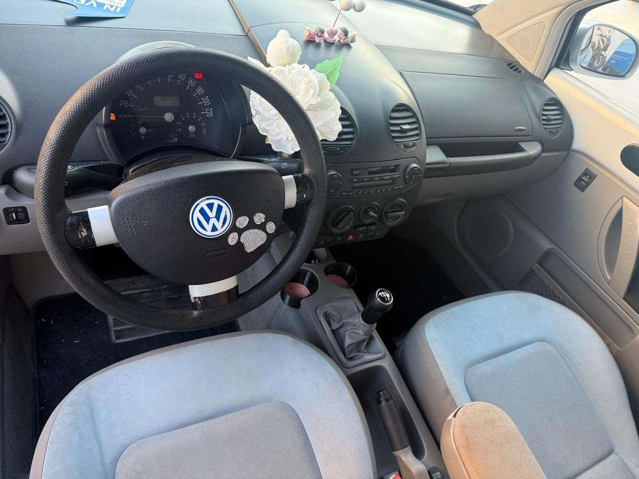 Volkswagen New Beetle 1.6