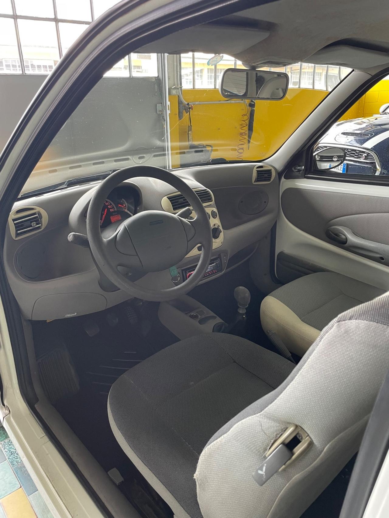 Fiat 600 1.1 Active