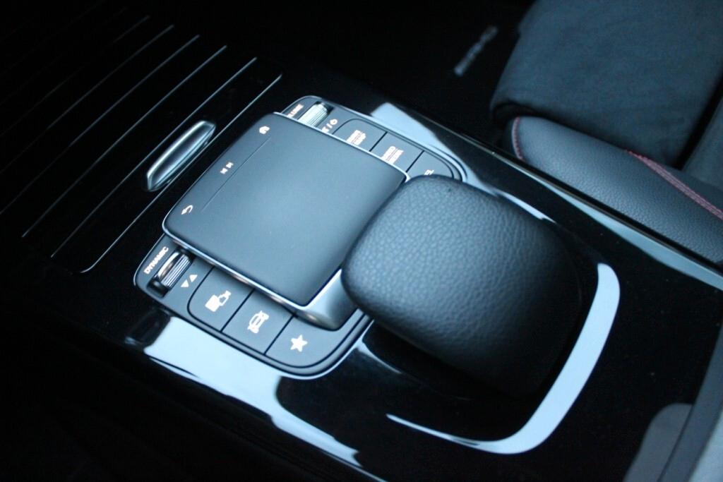 MERCEDES Classe A 180 d Aut. *AMG *Tetto