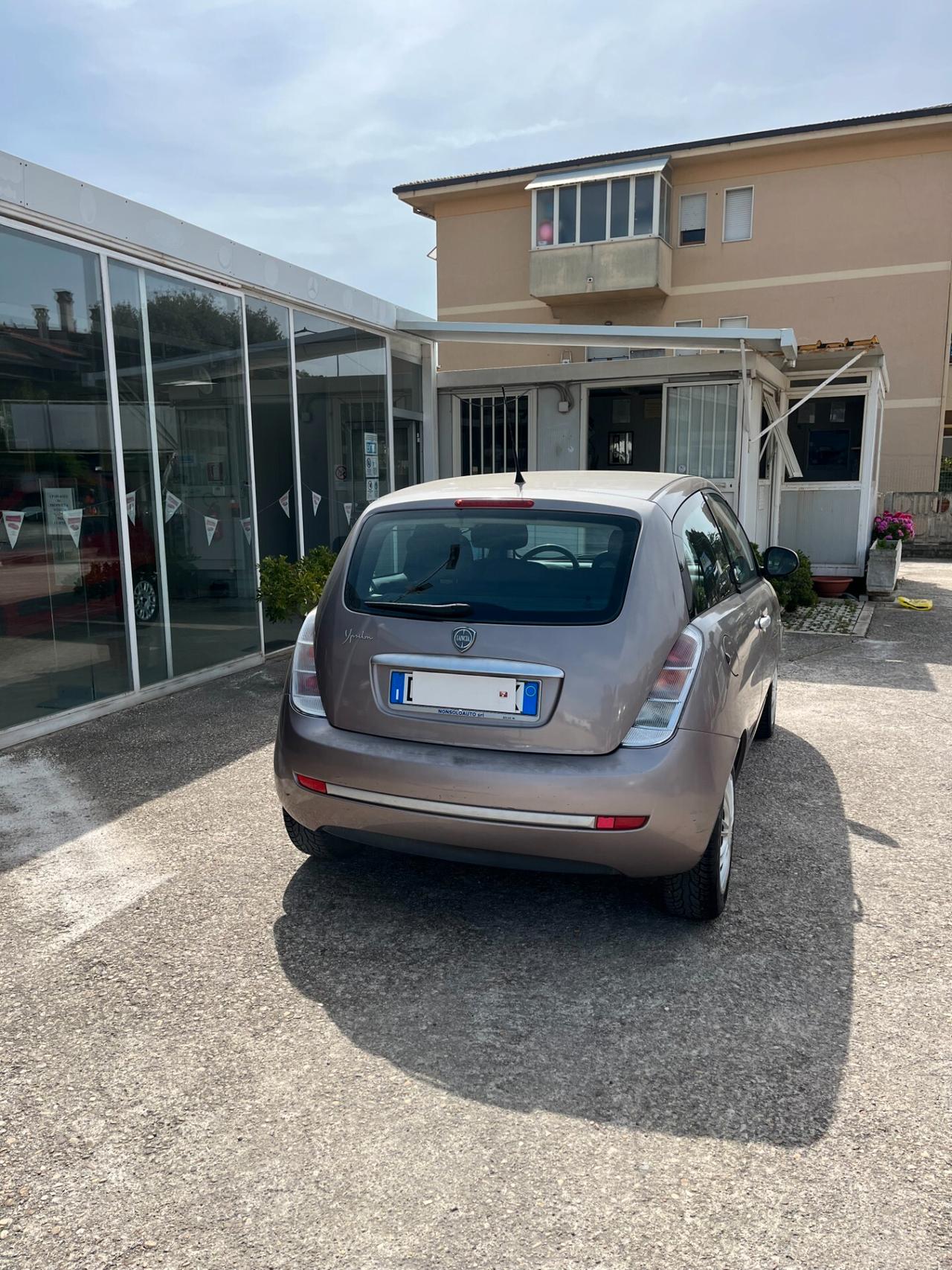 Lancia Ypsilon 1.4 Elle Ecochic GPL