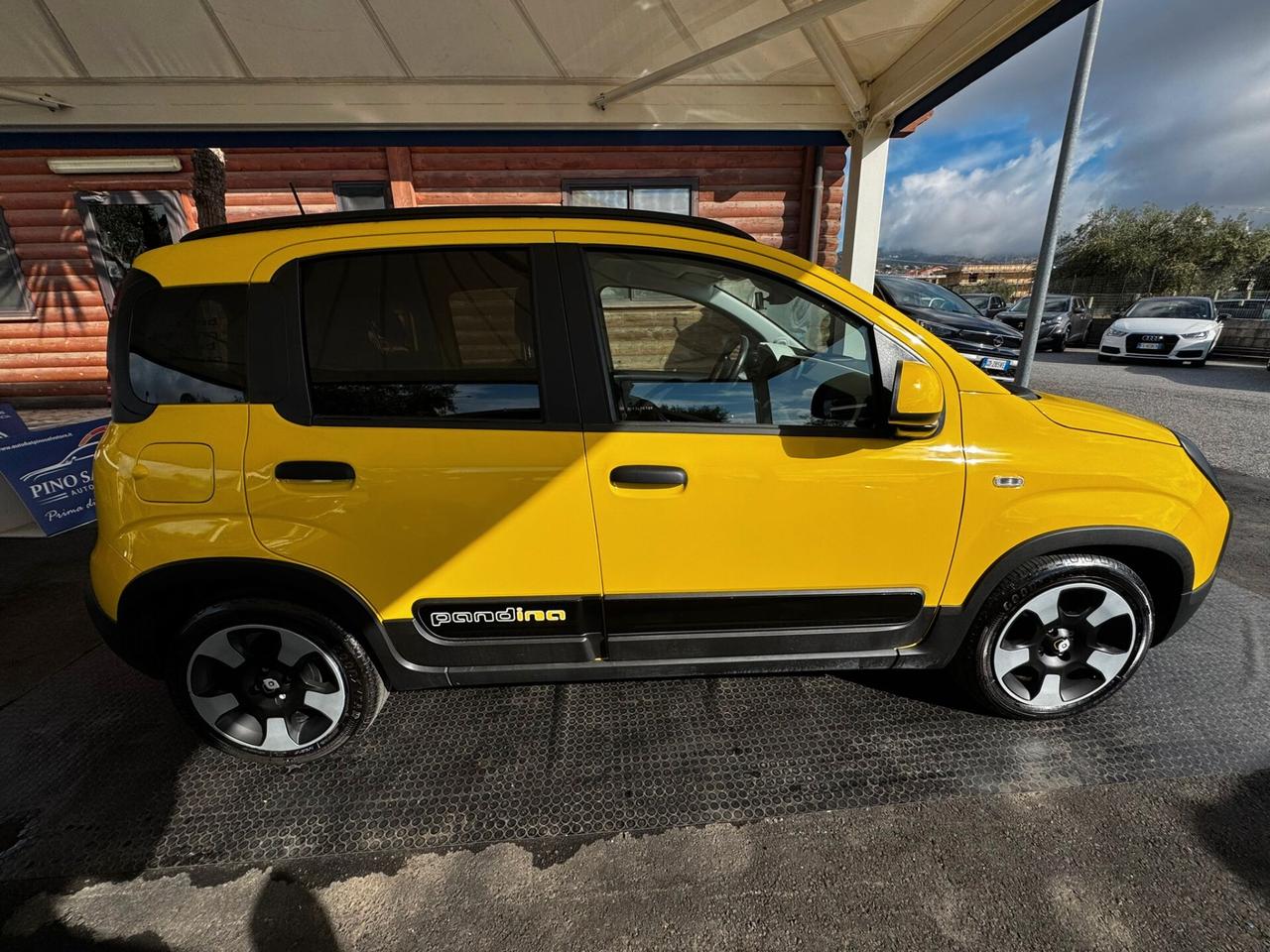 Fiat Panda 1.0 FireFly S&S Hybrid Pandina