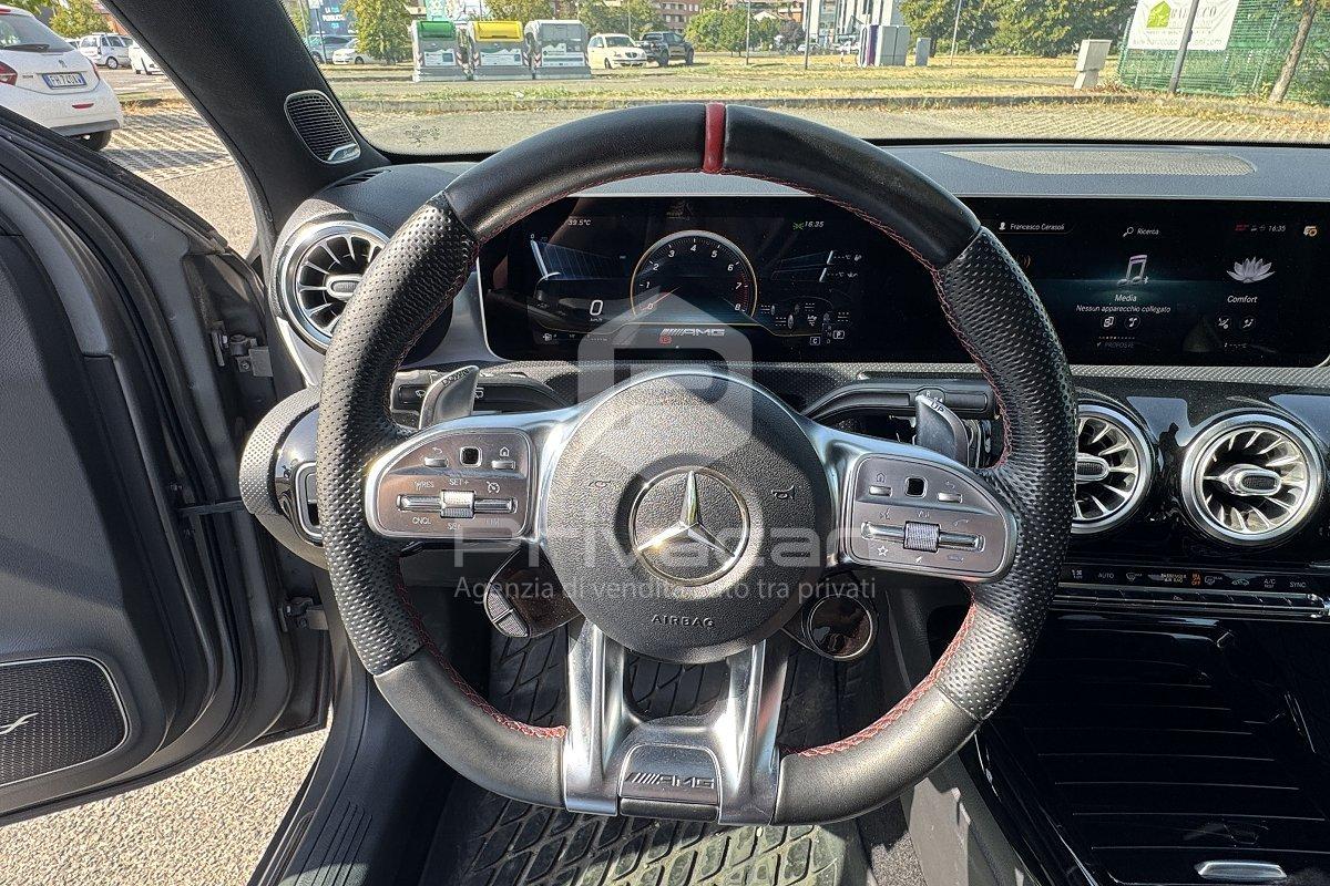 MERCEDES A 35 AMG 4Matic