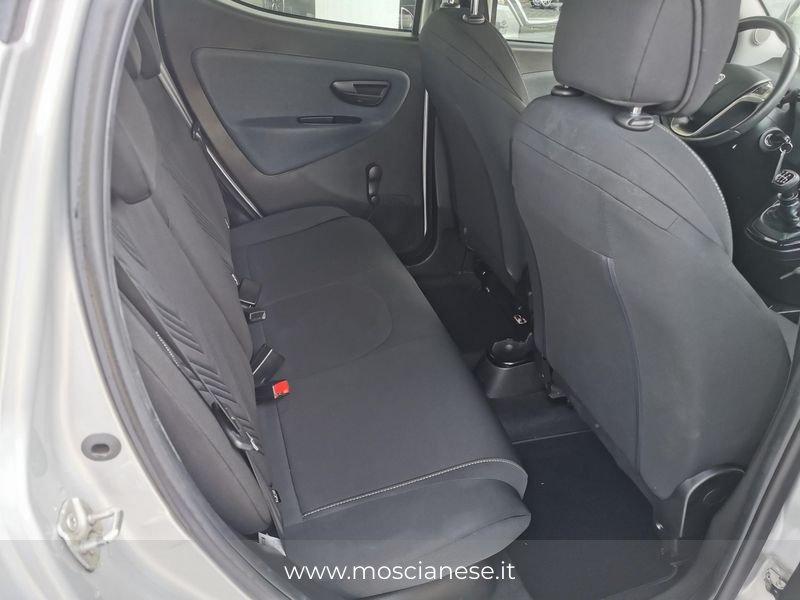 Lancia Ypsilon 1.0 FireFly 5 porte S&S Hybrid Gold