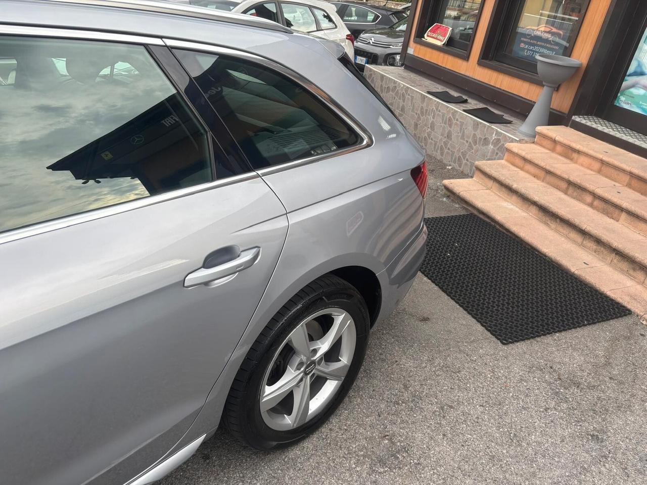 Audi A4 Avant 40 TFSI S tronic